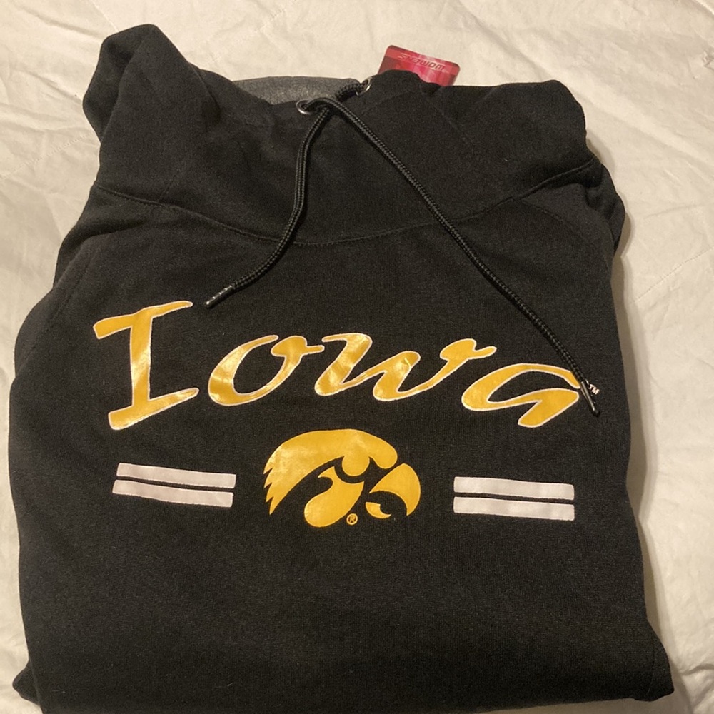 Iowa women’s sweatshirt